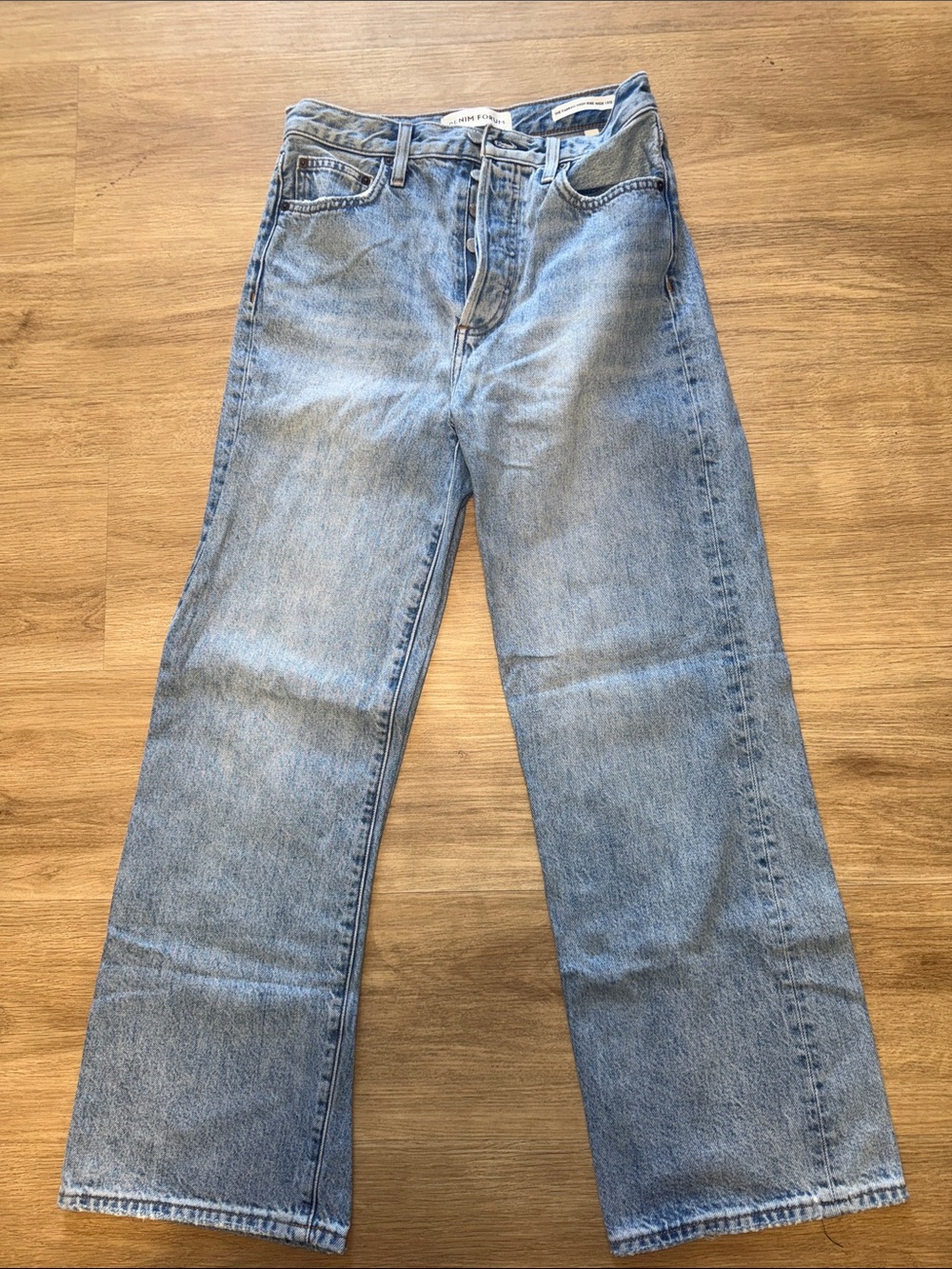 Denim Forum light wash, high-rise jeans